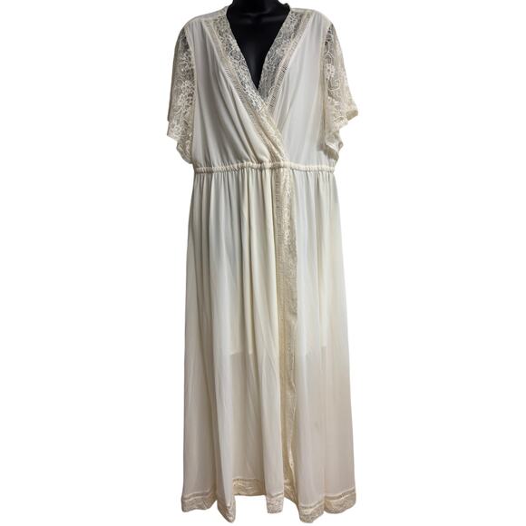 torrid Dresses & Skirts - Torrid Ivory Gauze Maxi Dress Lace Trim Short Sleeve Boho Plus Size 2 2X New